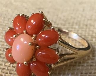 14k Gold Ring with Red and Pink Stones Size 8