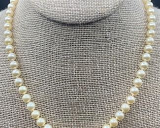 Cultured Pearl Necklace w/ 14k Gold & Diamond Bow Clasp in Presentation Box