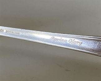 (128) International Sterling Silver Flatware
Spring Glory Pattern, Discontiued Pattern was manufactured from 1942-1996
