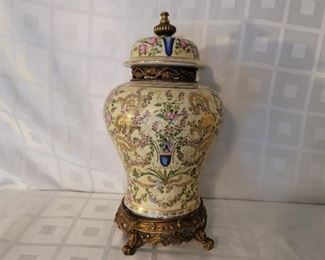 Hand Painted Porcelain Ginger Jar on Stand, China
Maker's Marks and Provenance Tags on Bottom
