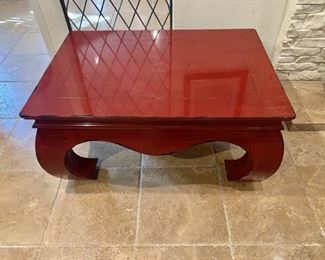 Chow Cocktail Table in Imperial Red, Model 4299C