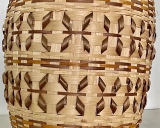 Certified Indian Craft, White Oak Woven Planter
COA attached is from the Department of the Interior