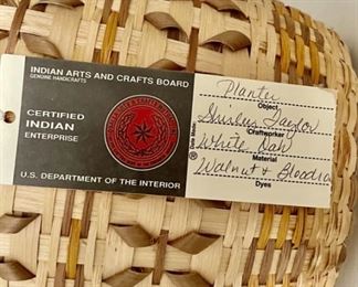 Certified Indian Craft, White Oak Woven Planter
COA attached is from the Department of the Interior