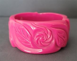 Mid Century Bright Pink Bakelite Bracelet