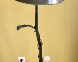 Floor Standing Metal Tree Design Lamp