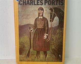 Vintage Book: TRUE GRIT by Charles Portis