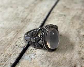 925 Silver Moonstone Ring Size 6 Weighs 5.78g