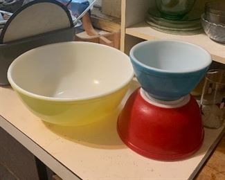 Pyrex Mixing Bowls