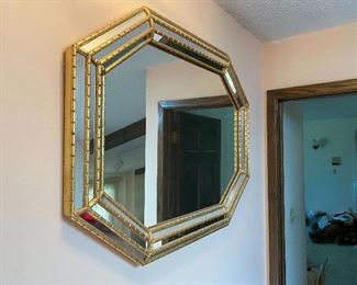 Wall mirror