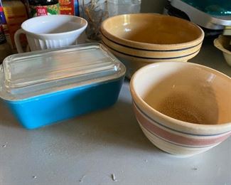 Vintage Pyrex refrigerator dish, pottery bowls