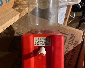 Kool-Aid serving machine/toy