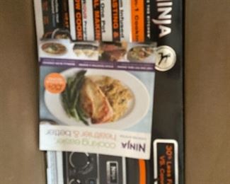 Ninja roaster NIOB with cook book