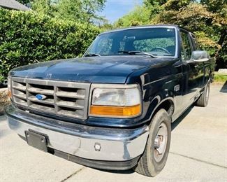 1993 Blue Ford Super Cab F150 XL Truck