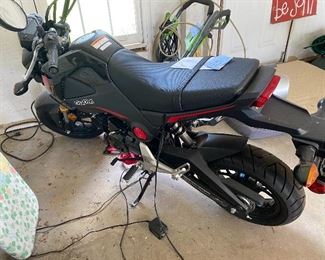 2015 Honda Grom 125 motorcycle - very low mileage - garage kept - like new condition - needs new battery