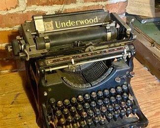Underwood Typewriter