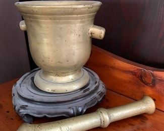 131 Vintage Brass Morter Pestal