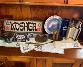 138 Judaica Collectibles