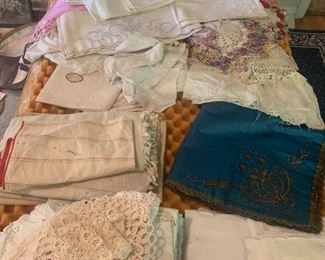 203 Vintage Linens