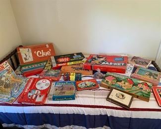 220 Vintage Board Games Puzzles