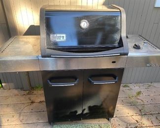 063b Weber Grill Spirit
