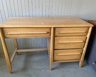 067p Mid Century Desk
