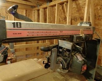 radial saw