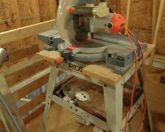 Miter saw wiht stand