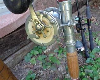 Garcia Mitchell vintage 1970's beach casting reel and True Temper Ocean Spray 7' rod