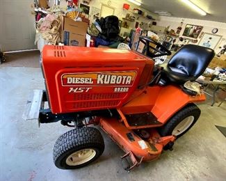 Kubota Diesel G5200 HST Lawn Tractor - Runs Great