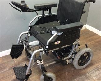 HEARTWAY ELECTRIC WHEEL CHAIR