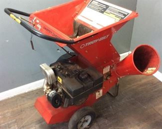 TROY BILT 10HP WOOD CHIPPER/SHREDDER