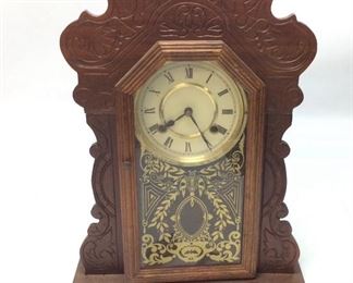ANTIQUE WINDING CLOCK