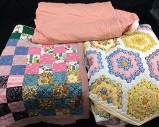 3 VTG. QUILTS