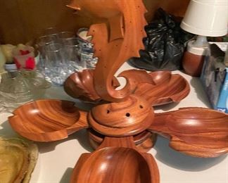 Monkey Pod Teak Wood Lazy Susan Carved Fish Hors d' Oeuvres Stand