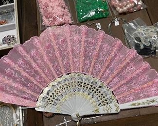 Hand Held Fan Pink Lace 