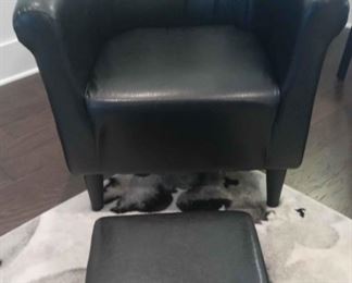 Black Leather Chair With Footstool