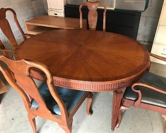 Federalist Style Table and 4 Chairs