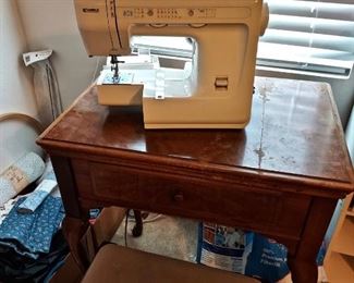 Singer Sewing Machine