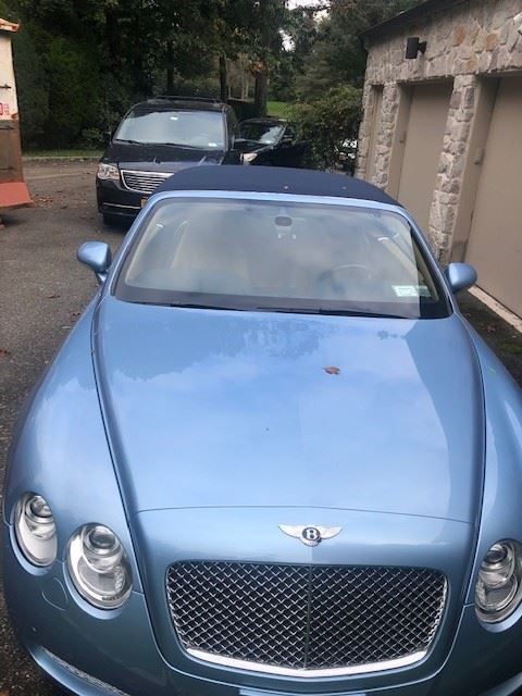 2008 BENTLEY CONVERTIBLE - 20K MILES