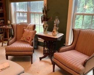 Nice marble top table & chairs