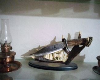 17.NICE KNIFE WITH STAND $50