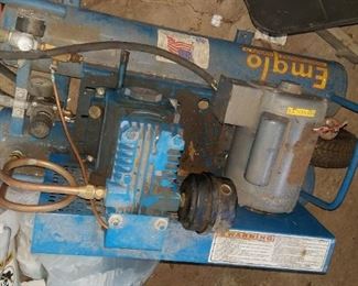 133. AIR COMPRESOR,WORKS BUT WON'T SHUT OFF $50