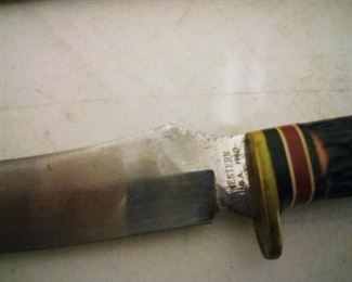 markings on knife