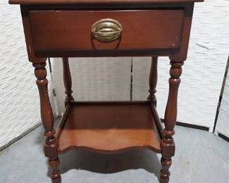 Antique Style End Table with Drawer