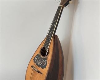 Antique Neopolitan Mandolin