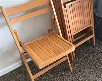 Vintage Mid Century Folding Wood Slat Chairs (4)