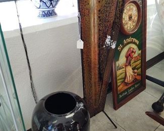 Unique Vases & Ladies British Open Sign 1927