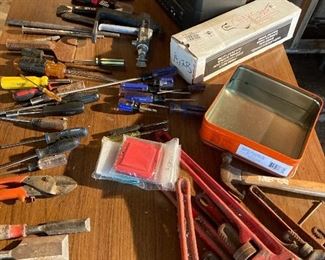 MORE TOOLS 