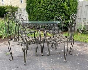 VINTAGE WROUGHT IRON PATIO SET, ROUND TABLE + 4 CHARS, ULTRA HEAVY DUTY