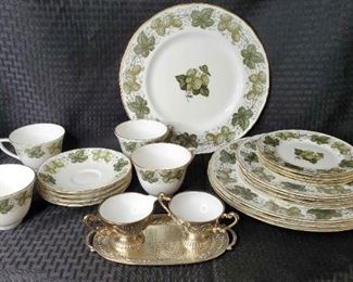 Royal Worcester 4pc Fine Bone China Mathon Design